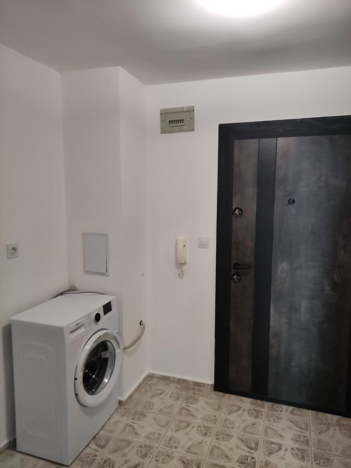 Rozi Apartment Burgas ภายนอก รูปภาพ