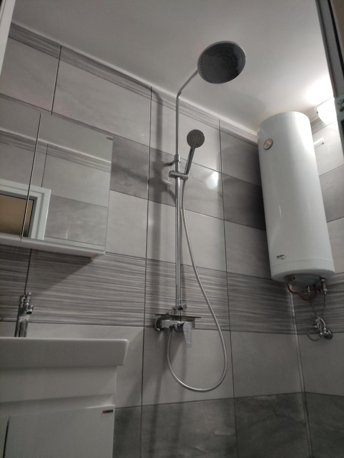 Rozi Apartment Burgas ภายนอก รูปภาพ